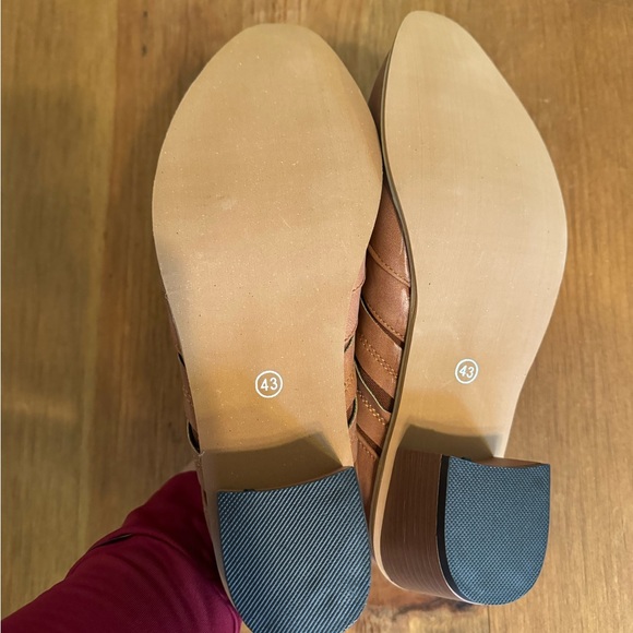 Booties! 🥰 - Picture 5 of 10